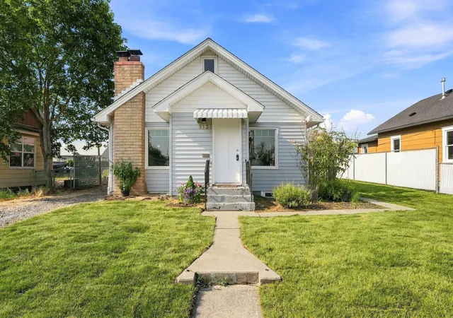 image of 913 E Longfellow Ave, Spokane, WA 99207 | MLS# 202621722