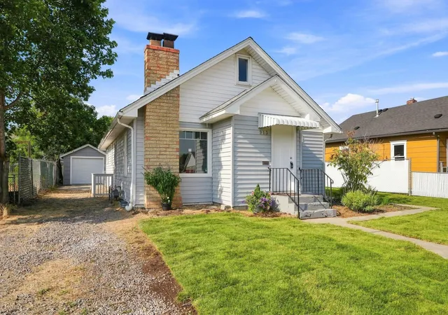 image of 913 E Longfellow Ave, Spokane, WA 99207 | MLS# 202621722