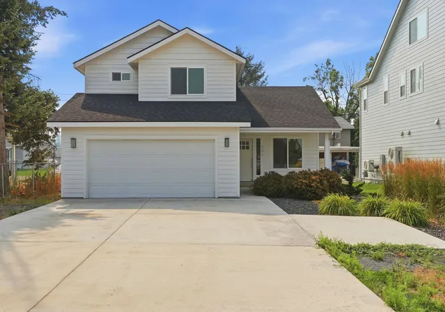 1st image of 502 S Lefevre St, Medical Lake, WA 99022 | MLS# 202621726