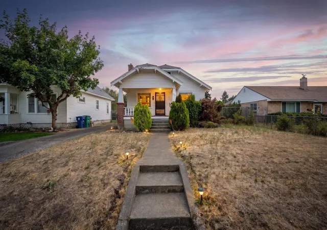 1st image of 1717 N Cleveland Ave, Spokane, WA 99205 | MLS# 202621733