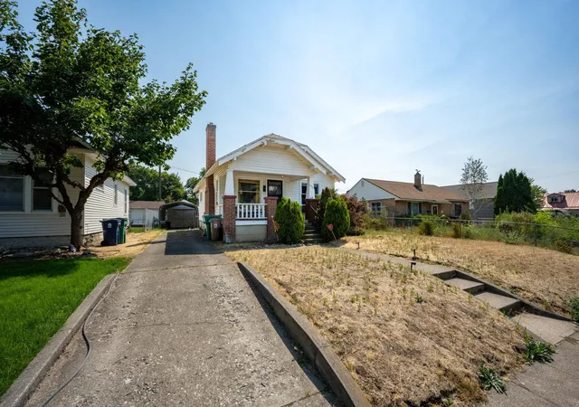 4th image of 1717 N Cleveland Ave, Spokane, WA 99205 | MLS# 202621733