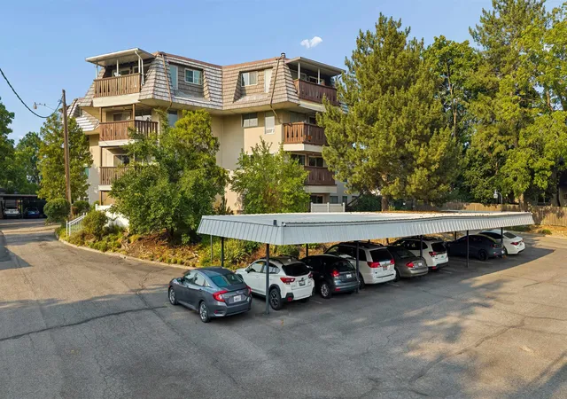 Photo 2 of Condo for sale at 10321 E Main Ave, Spokane Valley, WA 99206 | MLS# 202621742 | Listing updated on 2026-09-24