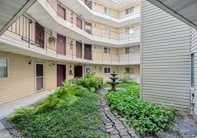 Photo 4 of Condo for sale at 10321 E Main Ave, Spokane Valley, WA 99206 | MLS# 202621742 | Listing updated on 2026-09-29