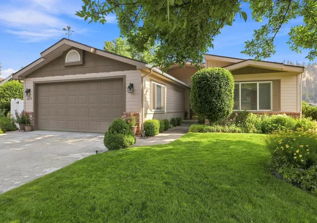 Photo 2 of Manufactured home for sale at 4539 S Sunny Crk Cir, Spokane, WA 99224 | MLS# 202621750 | Listing updated on 2026-08-13