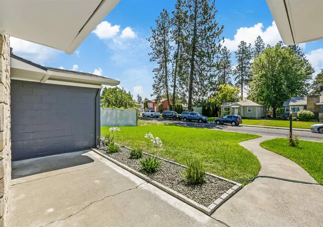 Photo 3 of Single family home for sale at 2618 W Providence Ave, Spokane, WA 99205 | MLS# 202621751 | Listing updated on 2026-09-28