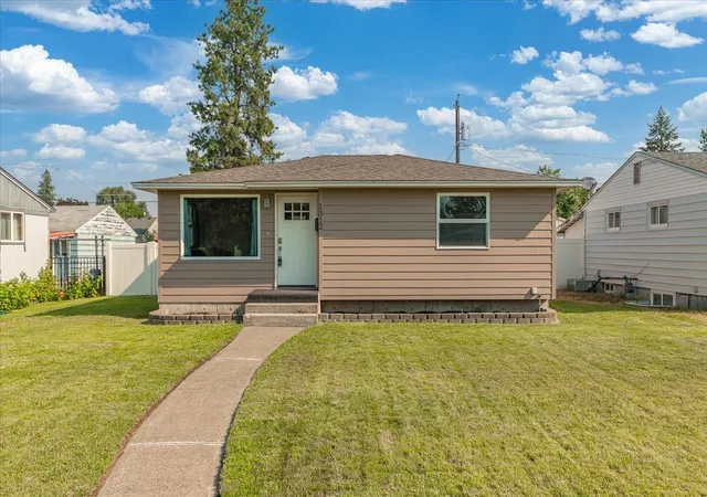 Photo 1 of Sale Pending at 1312 W Nebraska Ave, Spokane, WA 99205 | MLS# 202621753 | Listing updated on 2026-08-13