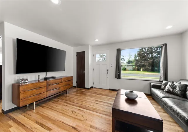 Photo 3 of Sale Pending at 1312 W Nebraska Ave, Spokane, WA 99205 | MLS# 202621753 | Listing updated on 2026-08-13