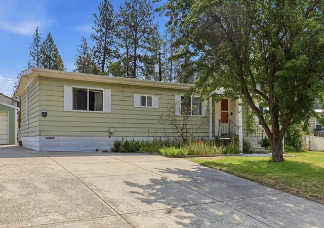 2nd image of 1307 S Dishman Rd Rd, Spokane Valley, WA 99206 | MLS# 202621757