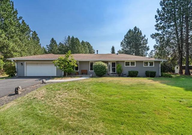 Photo 3 of Single family home for sale at 6521 S Mt Vernon Rd, Spokane, WA 99223 | MLS# 202621770 | Listing updated on 2026-09-21