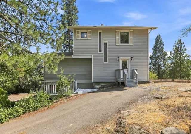 Photo 2 of Sale Pending at 2211 N Houk Rd, Spokane Valley, WA 99216 | MLS# 202621776 | Listing updated on 2026-08-09