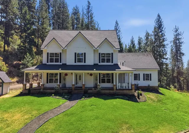Photo 2 of Mansion for sale at 12710 E Kronquist Rd, Mead, WA 99021 | MLS# 202621777 | Listing updated on 2026-08-28
