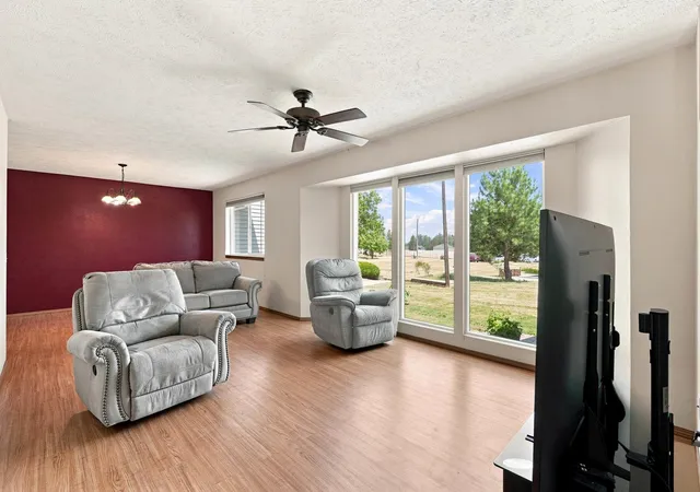 4th image of 633 N Grant St, Medical Lake, WA 99022 | MLS# 202621783