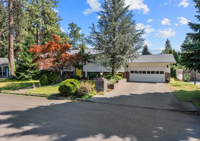 3rd image of 2504 E 40Th Ave, Spokane, WA 99223 | MLS# 202621790