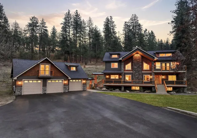 41st image of 13827 E 46th Ave, Spokane, WA 99206 | MLS# 202621796
