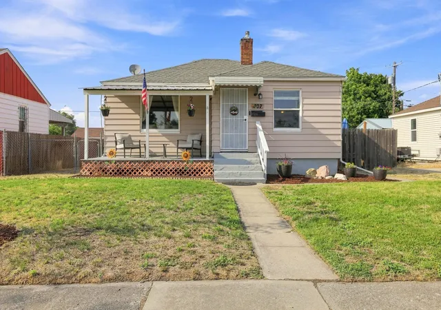 1st image of 307 E Rockwell Ave, Spokane, WA 99207 | MLS# 202621798
