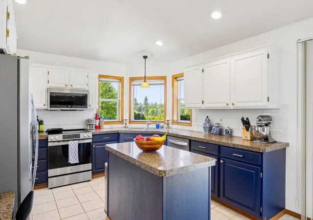 4th image of 5611 E Nancy Ln, Mead, WA 99021 | MLS# 202621801