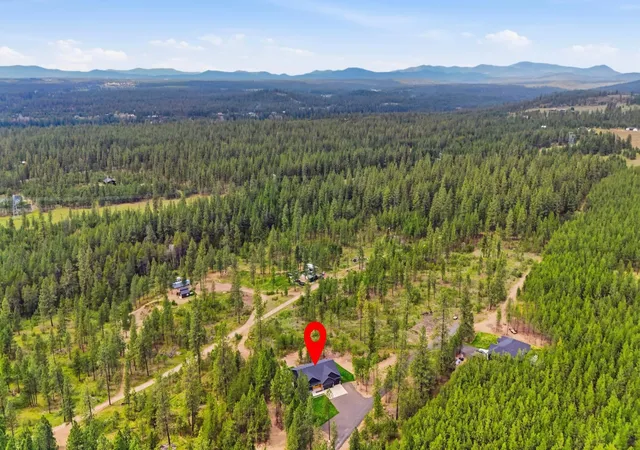 2nd image of 6703 E Elk Chattaroy Rd, Chattaroy, WA 99003 | MLS# 202621823