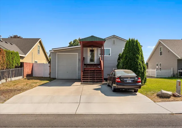 image of 1924 E Weile Ave, Spokane, WA 99217 | MLS# 202621825