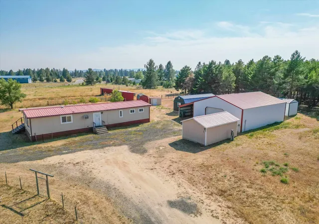 1st image of 2309 W Blue Quail Ct, Deer Park, WA 99006 | MLS# 202621828