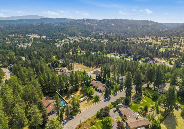 2nd image of 5211 S Van Marter Rd, Spokane Valley, WA 99206 | MLS# 202621842