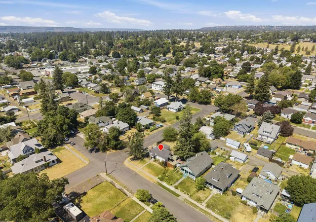2nd image of 1228 W Grace Ave Ave, Spokane, WA 99205 | MLS# 202621849