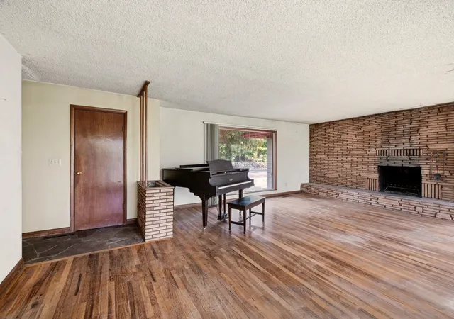 Photo 3 of Sale Pending at 4015 E 17th Avenue, Spokane, WA 99223 | MLS# 202621859 | Listing updated on 2026-09-30