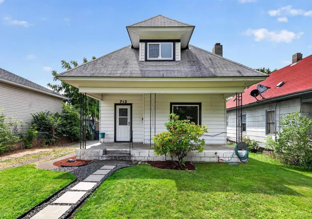 1st image of 713 W Jackson Ave, Spokane, WA 99205 | MLS# 202621872