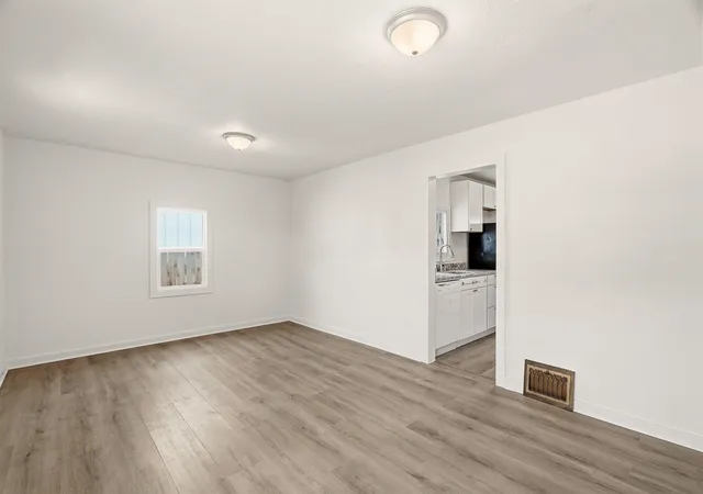5th image of 3924 N Madison St, Spokane, WA 99205 | MLS# 202621874