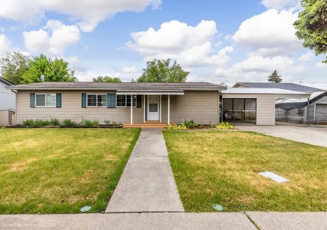 1st image of 419 N Vista Rd, Spokane Valley, WA 99212 | MLS# 202621890