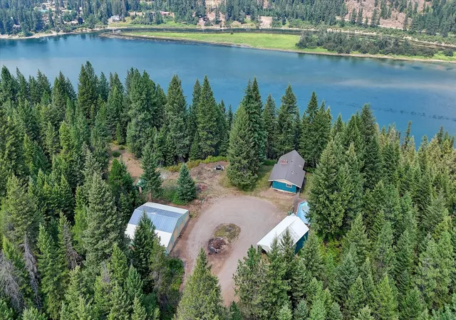 1st image of 433421 Sr 20 Hwy, Newport, WA 99156 | MLS# 202621893