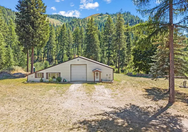 1st image of 4151 Grouse Creek Rd, Loon Lake, WA 99148 | MLS# 202621898