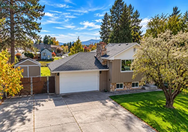 Photo 3 of Single family home for sale at 13916 E Mallon Ave, Spokane Valley, WA 99216 | MLS# 202621899 | Listing updated on 2026-10-09