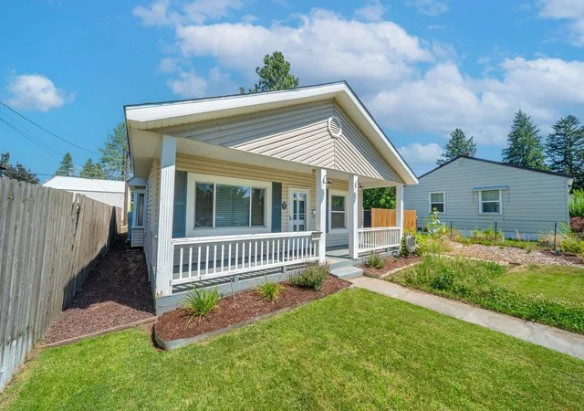 1st image of 3518 W Hoffman Ave, Spokane, WA 99205 | MLS# 202621905