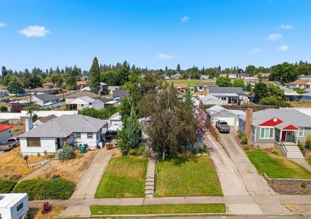 5th image of 2804 W Longfellow Ave Ave, Spokane, WA 99205 | MLS# 202621907