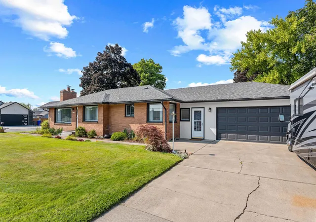 3rd image of 11207 E Broadway Ave, Spokane Valley, WA 99206 | MLS# 202621917