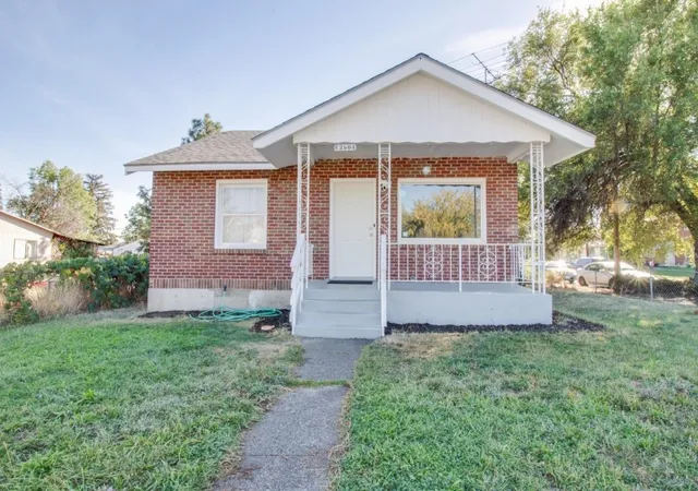 2nd image of 2904 E Columbia Ave, Spokane, WA 99208 | MLS# 202621941
