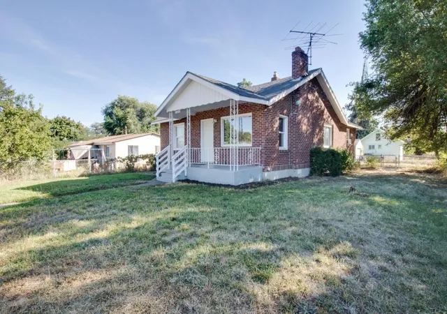 3rd image of 2904 E Columbia Ave, Spokane, WA 99208 | MLS# 202621941