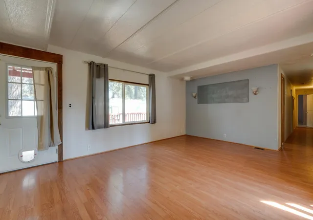 Photo 3 of Manufactured home for sale at 3928 E Ln Park Rd, Mead, WA 99021 | MLS# 202621942 | Listing updated on 2026-08-08