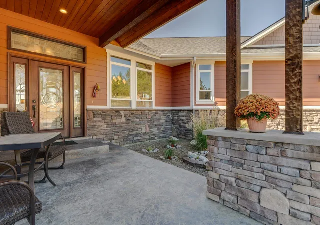 3rd image of 6708 E Matthew Ln, Chattaroy, WA 99003 | MLS# 202621943