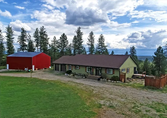 2nd image of 704 Mccammon Rd, Elk, WA 99009 | MLS# 202621948