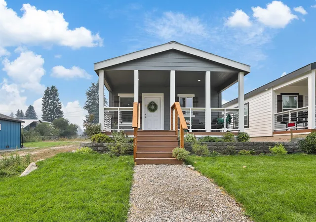 2nd image of 617 S State Ave, Newport, WA 99156 | MLS# 202621949