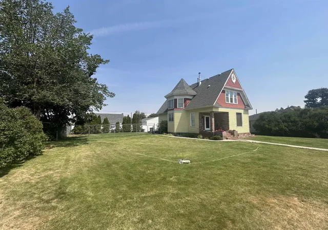 Photo 3 of Sale Pending at 520 Marshall St, Davenport, WA 99122 | MLS# 202621952 | Listing updated on 2026-09-24