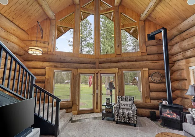 image of 133 W Trappers Loop Rd, Chewelah, WA 99109 | MLS# 202621960