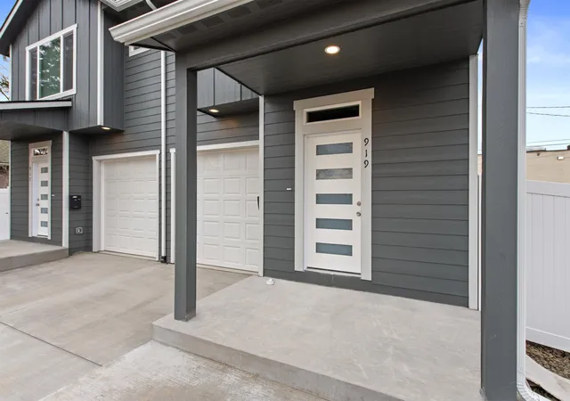 4th image of 917 E Providence Ave, Spokane, WA 99207 | MLS# 202621988