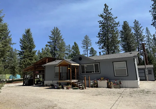 1st image of 3301 Viewridge Ln, Valley, WA 99181 | MLS# 202622010