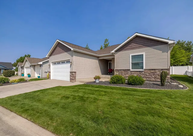 Photo 3 of Single family home for sale at 14325 E Cloverdale Ln, Spokane Valley, WA 99216 | MLS# 202622011 | Listing updated on 2026-10-17