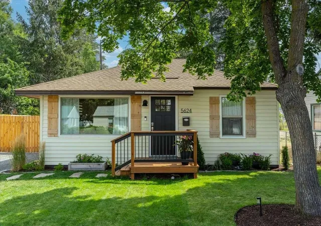 1st image of 5624 N Alberta St, Spokane, WA 99205 | MLS# 202622033