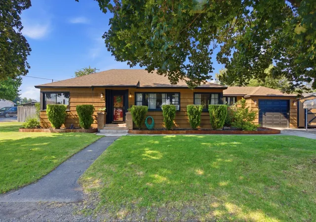 2nd image of 16305 E Riverside Ave, Spokane Valley, WA 99037 | MLS# 202622064