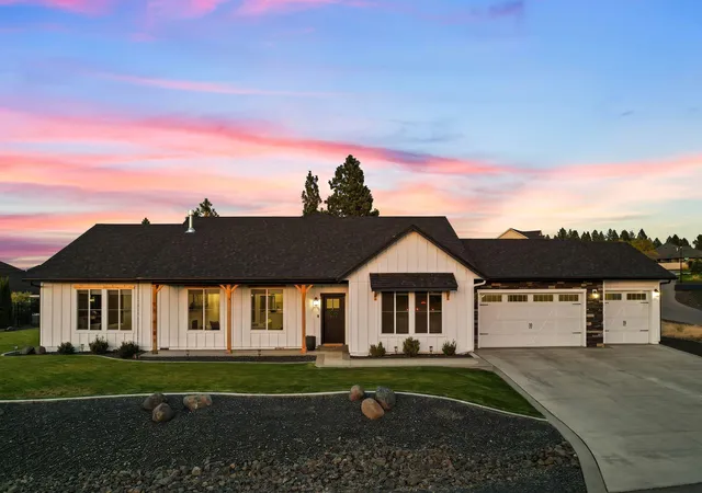 1st image of 2539 S Man O War Ln, Veradale, WA 99037 | MLS# 202622081