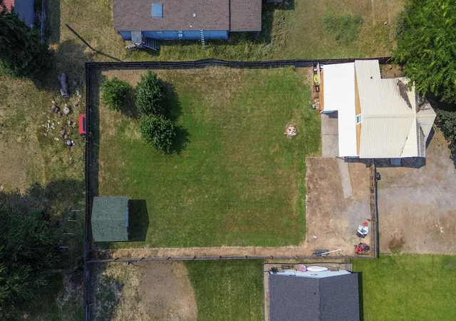 image of 475 W 9th Ave, Kettle Falls, WA 99141 | MLS# 202622084